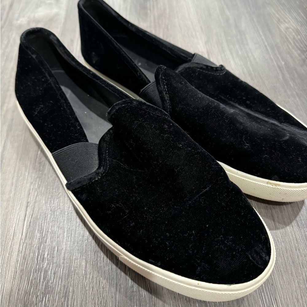 Vince velvet slip on sneakers